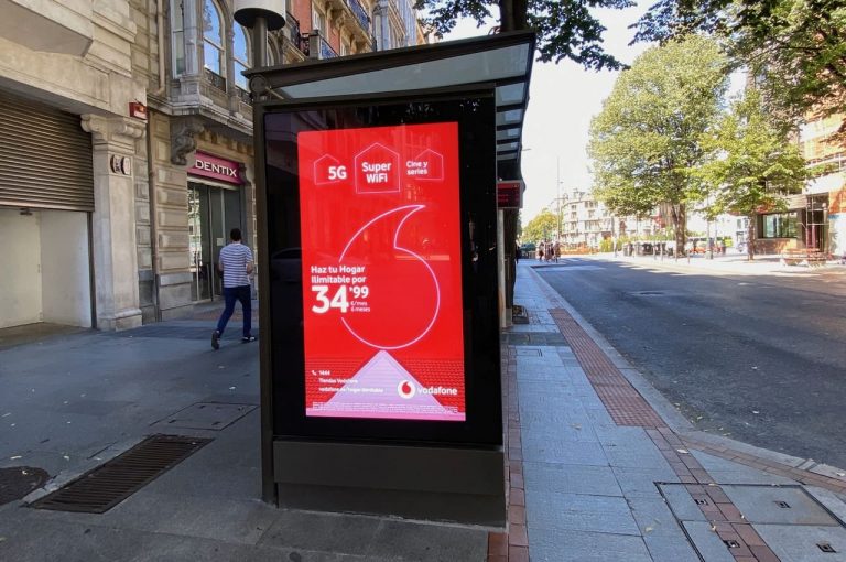 publicidad en medio de bilbao pantallas digitales